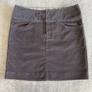 Athleta Ridge Corduroy Mini Skirt Dusty Gray Lavender Womens Size 2